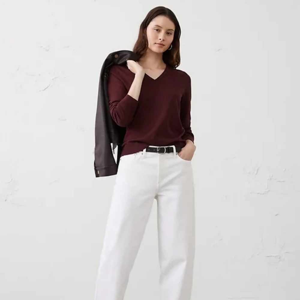 Banana Republic Forever Longsleeve Tee NWT Medium